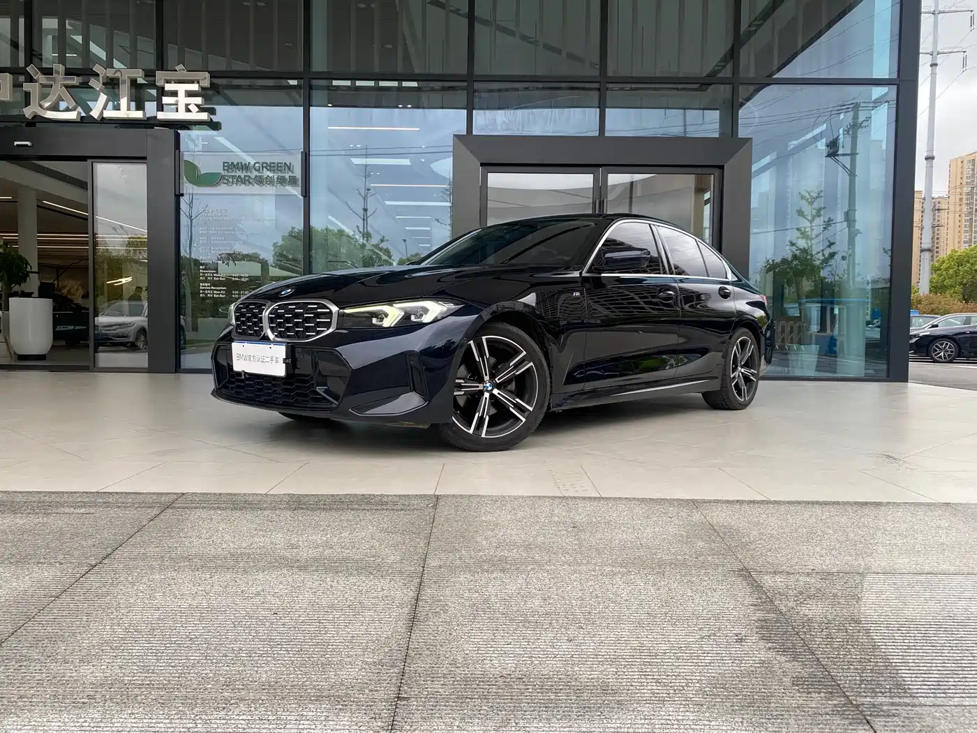 BMW 3-SERIES