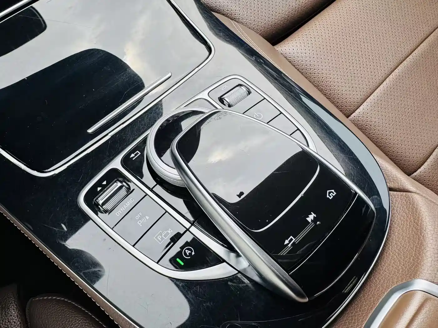 Mercedes-Benz E-Class 2016 E 200 L Sport Type фото 19