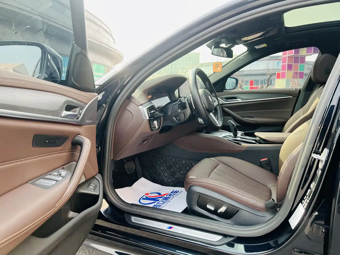 BMW 5 Series 2023 530Li xDrive M Sport Package фото 11
