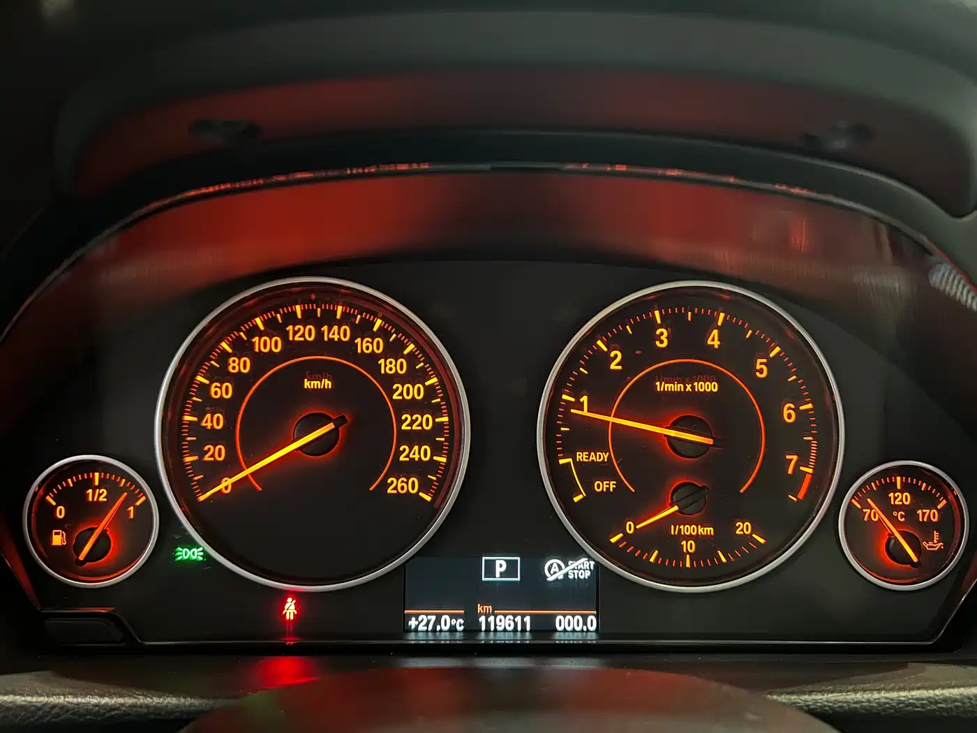 BMW 3 Series 2017 320i M Sport фото 5