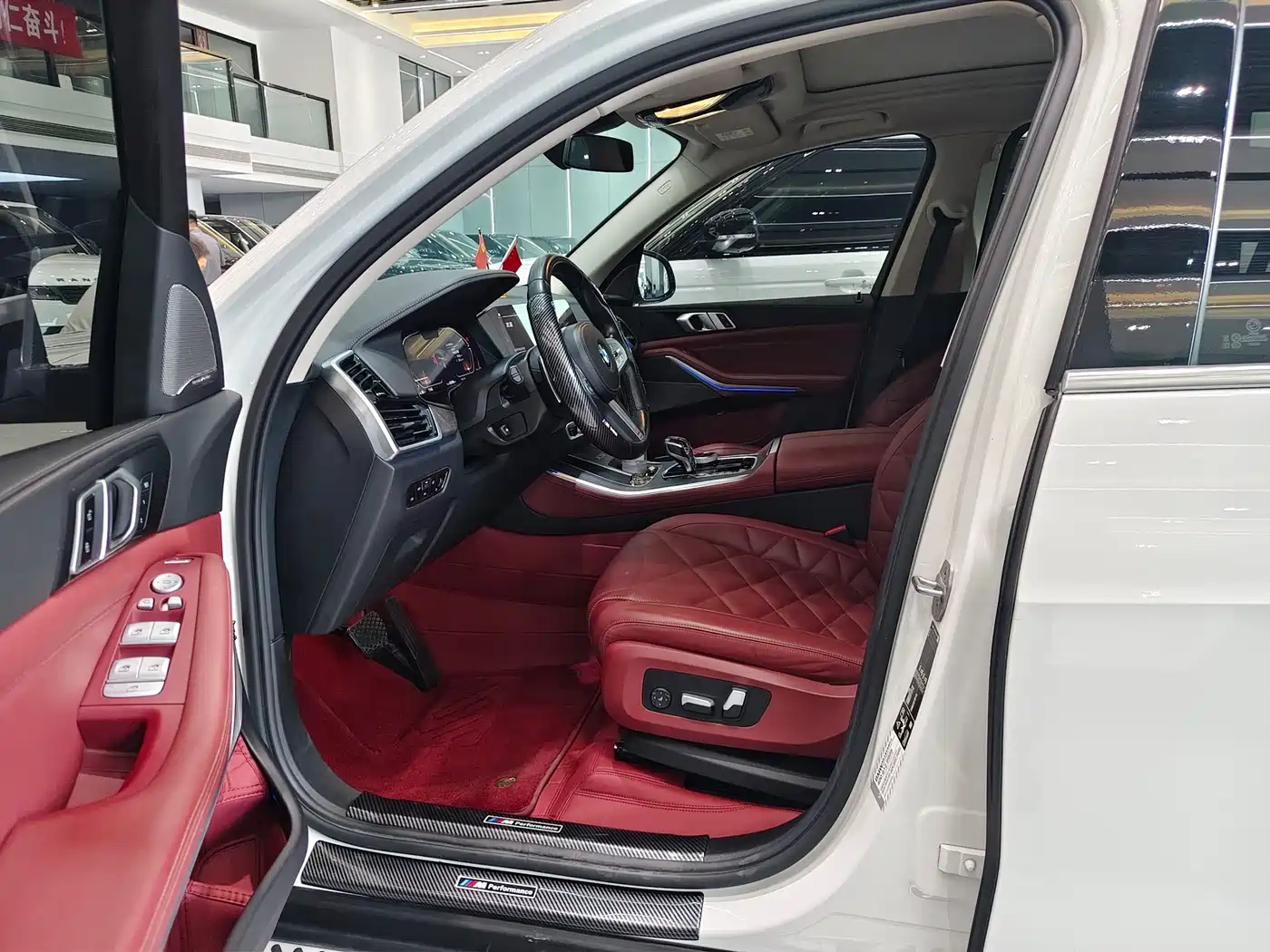 BMW X5 2022 xDrive 30Li Premium M Sport Package фото 4