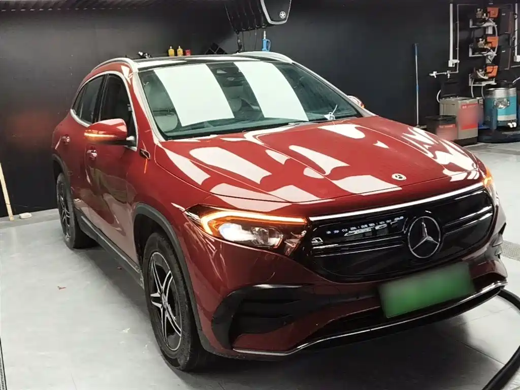 Mercedes-Benz EQA 2022 EQA 300 4MATIC Launch Special Edition фото 4