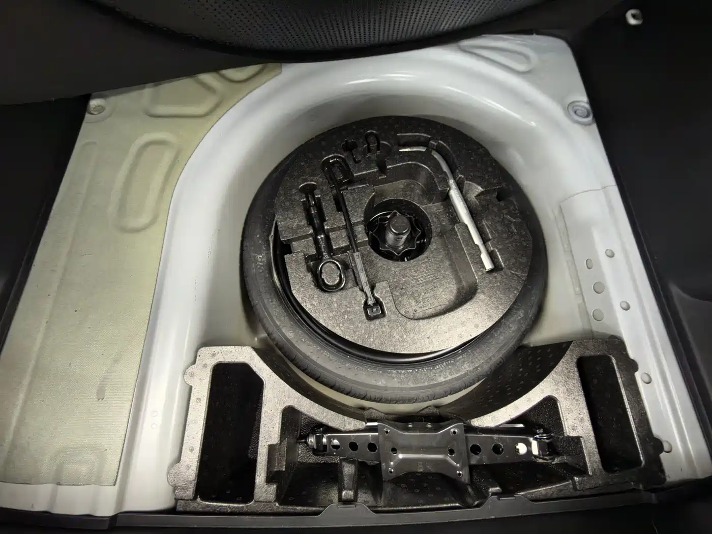 Škoda Kamiq 2023 Facelift 1.5L Auto Comfort Edition фото 19