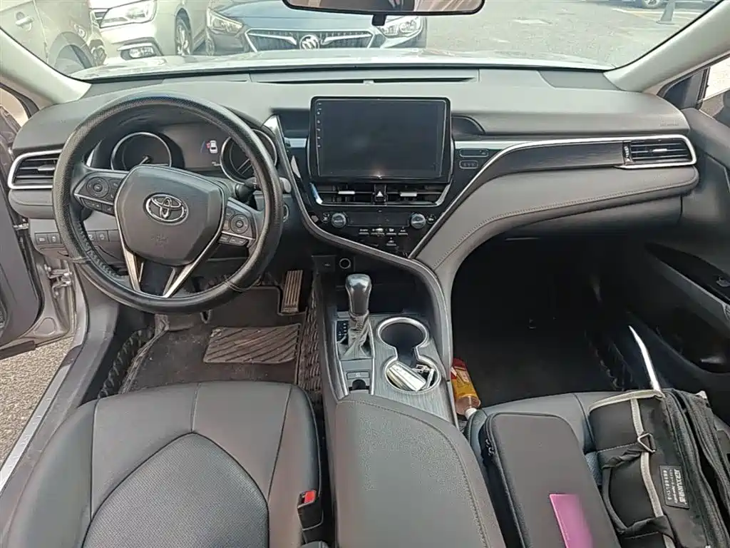 Toyota Camry 2021 2.0G Luxury Edition фото 10