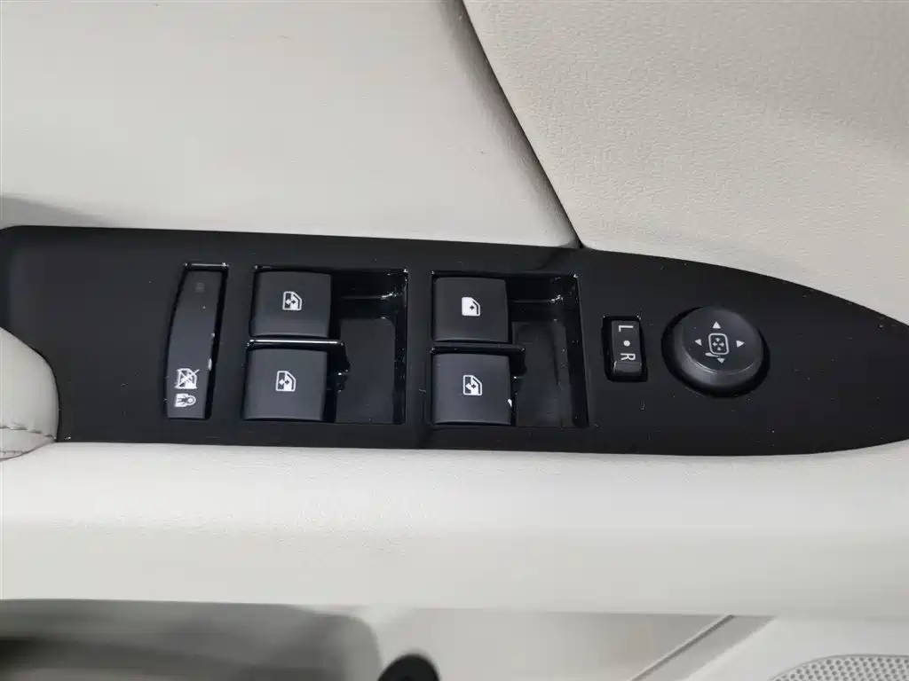 Cadillac XTS 2015 28T Comfort фото 9