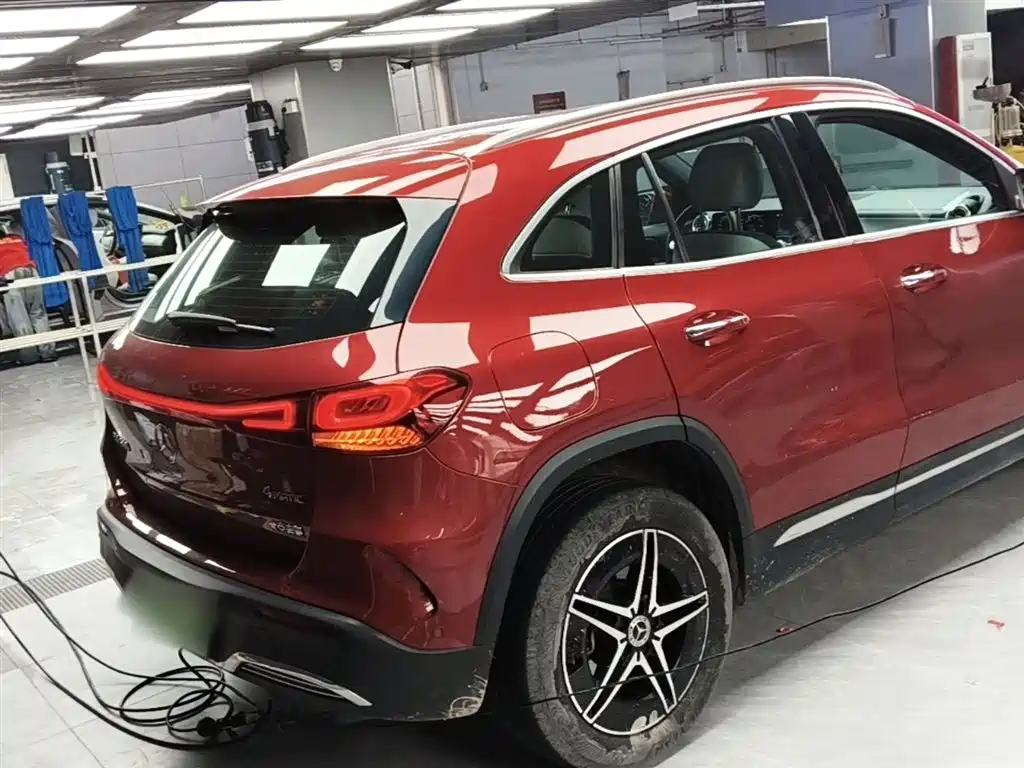 Mercedes-Benz EQA 2022 EQA 300 4MATIC Launch Special Edition фото 7