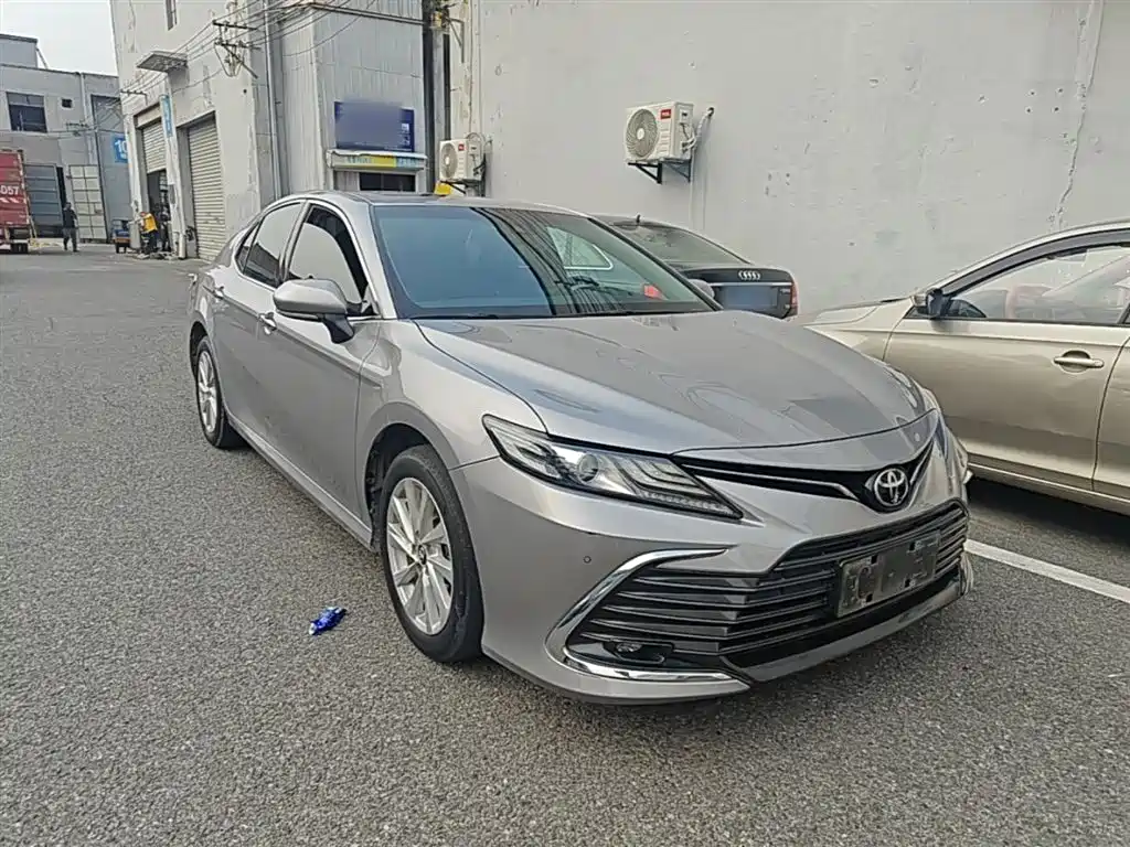 Toyota Camry 2021 2.0G Luxury Edition фото 4