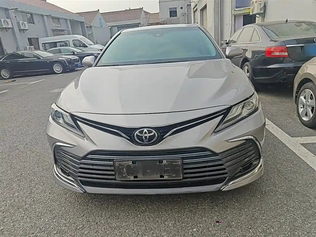 Toyota Camry 2021 2.0G Luxury Edition фото 3