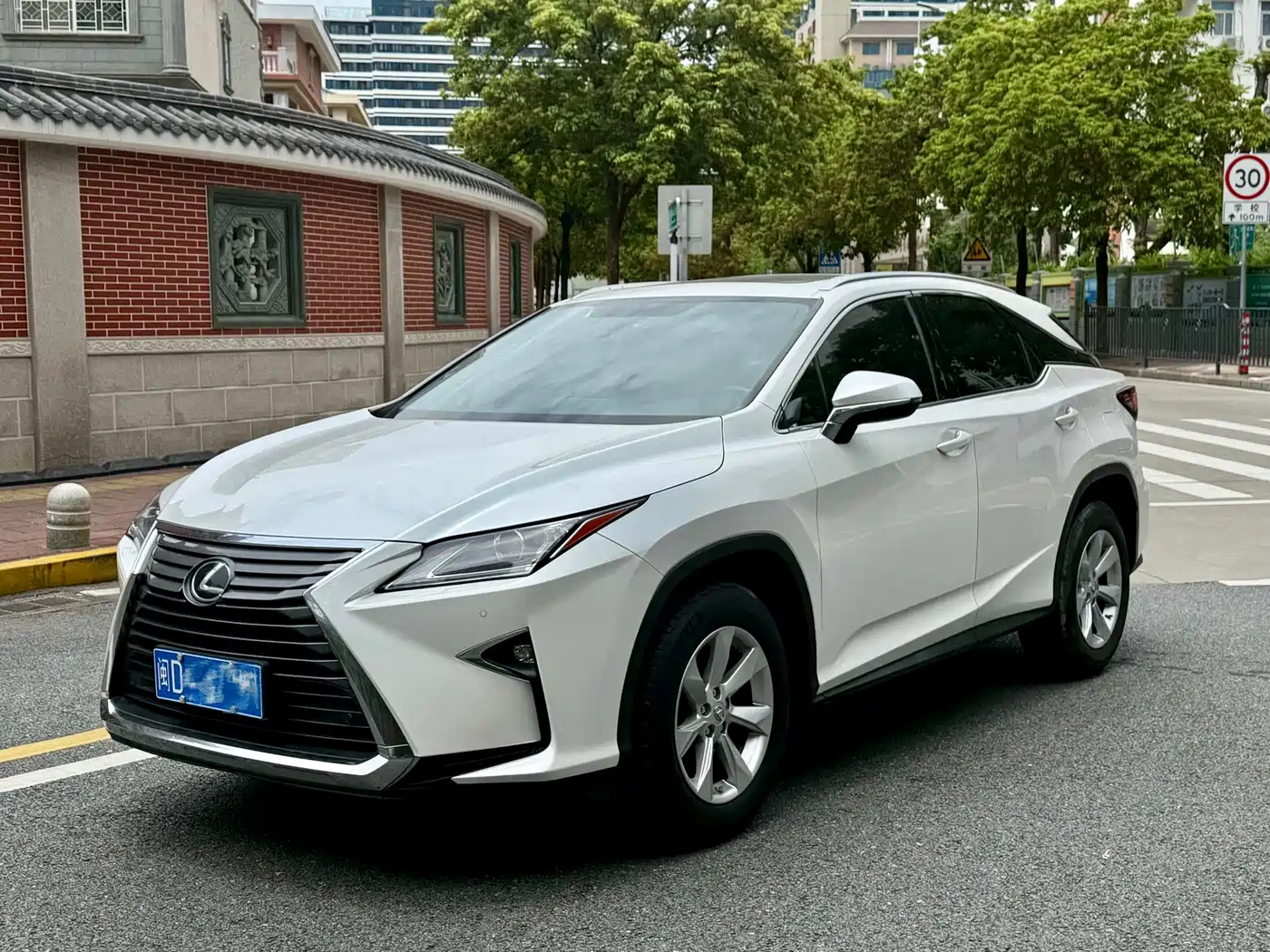 Lexus RX 2016 2016 300 2WD Comfort Edition China V