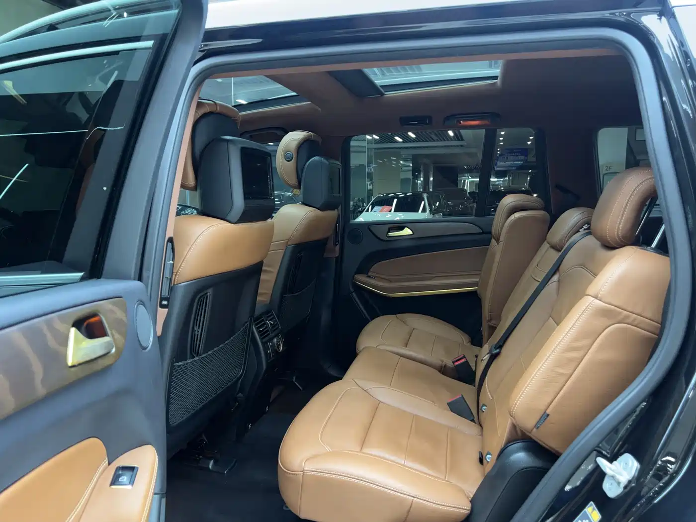 Mercedes-Benz GLS 2017 GLS 500 4MATIC фото 7