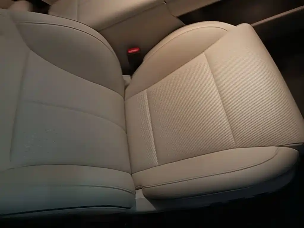 Li Auto i6 2025 2025 2WD Base Model