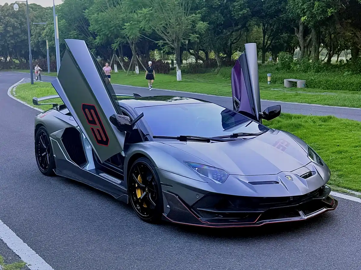 Lamborghini Aventador 2014 2011 LP 700-4