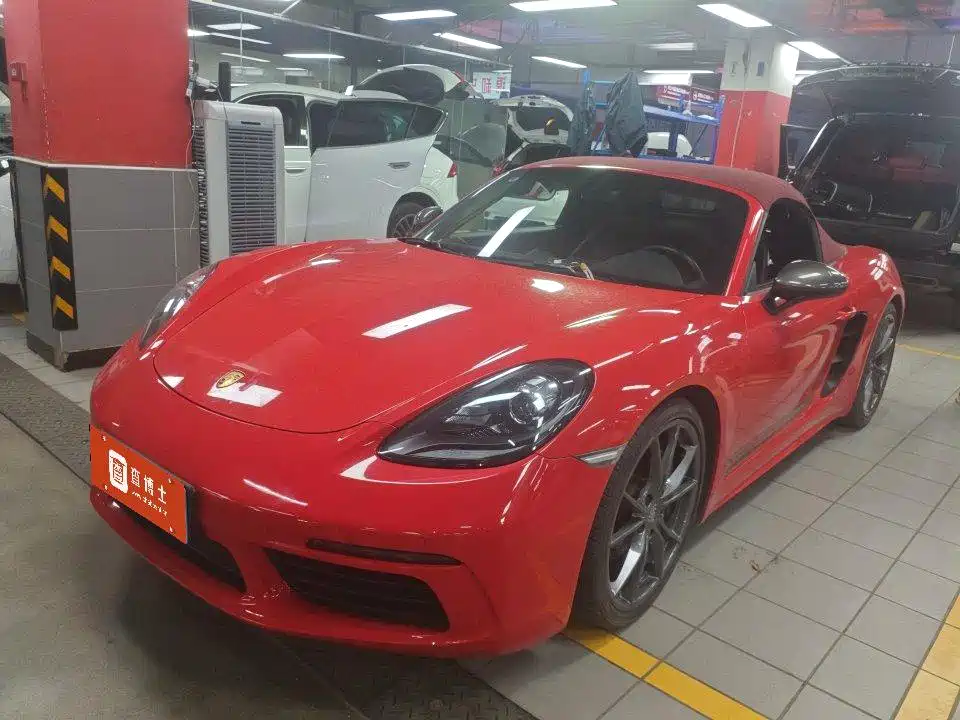 Porsche 718 2019 Boxster T 2.0T