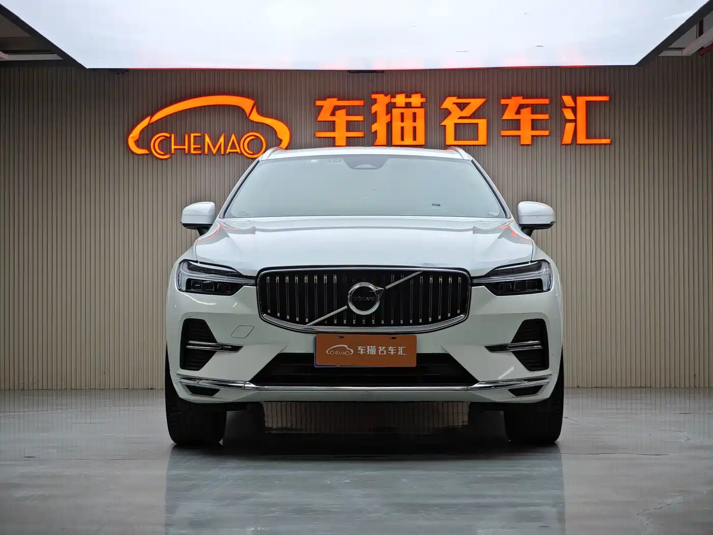Volvo XC60 2011 2022 B5 AWD R-Design