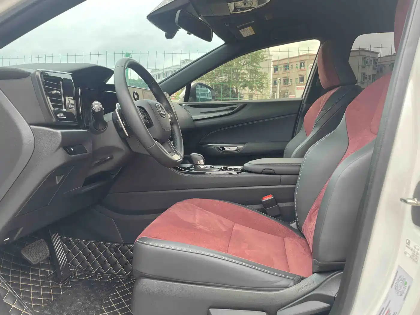 Lexus NX 2024 260 FWD Innovation Edition фото 10