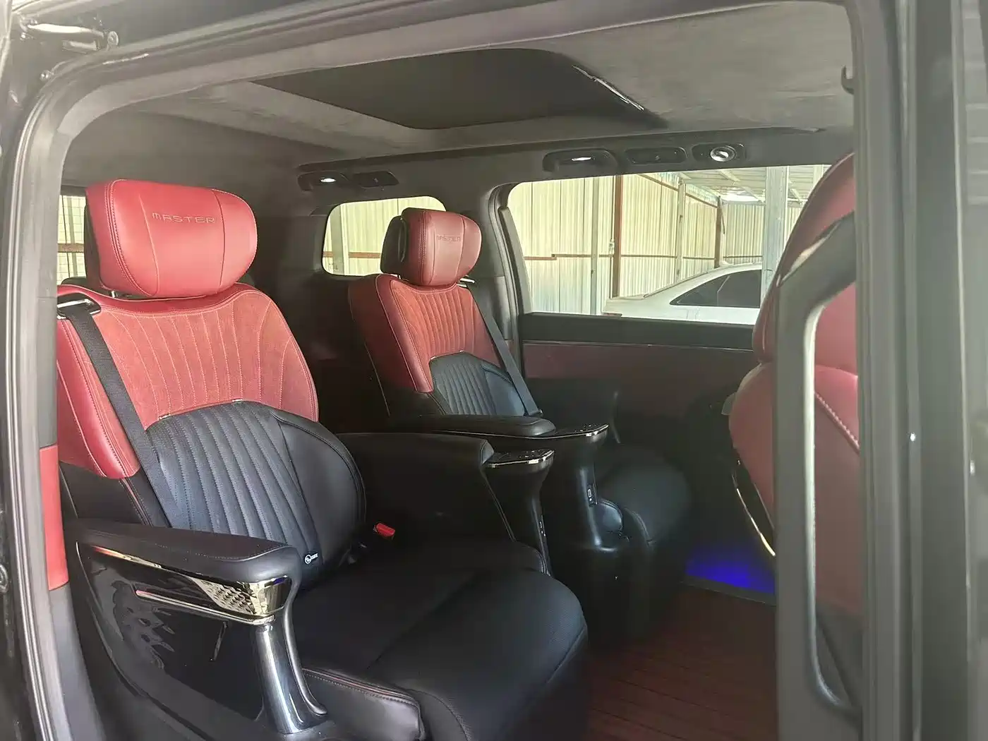 GAC Trumpchi Trumpchi M8 2024 Master Series 400T Ultimate Edition фото 4