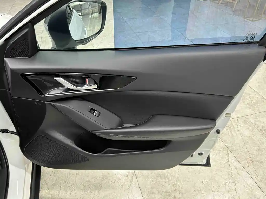 Mazda CX-4 2023 2021 2.0L Auto FWD Skyactiv Vitality Edition