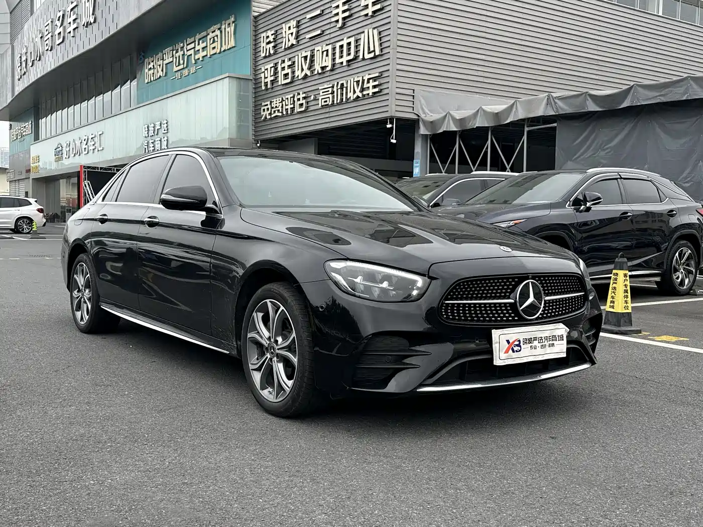 Mercedes-Benz E-Class 2023 E 300 L Sport Fashion фото 7