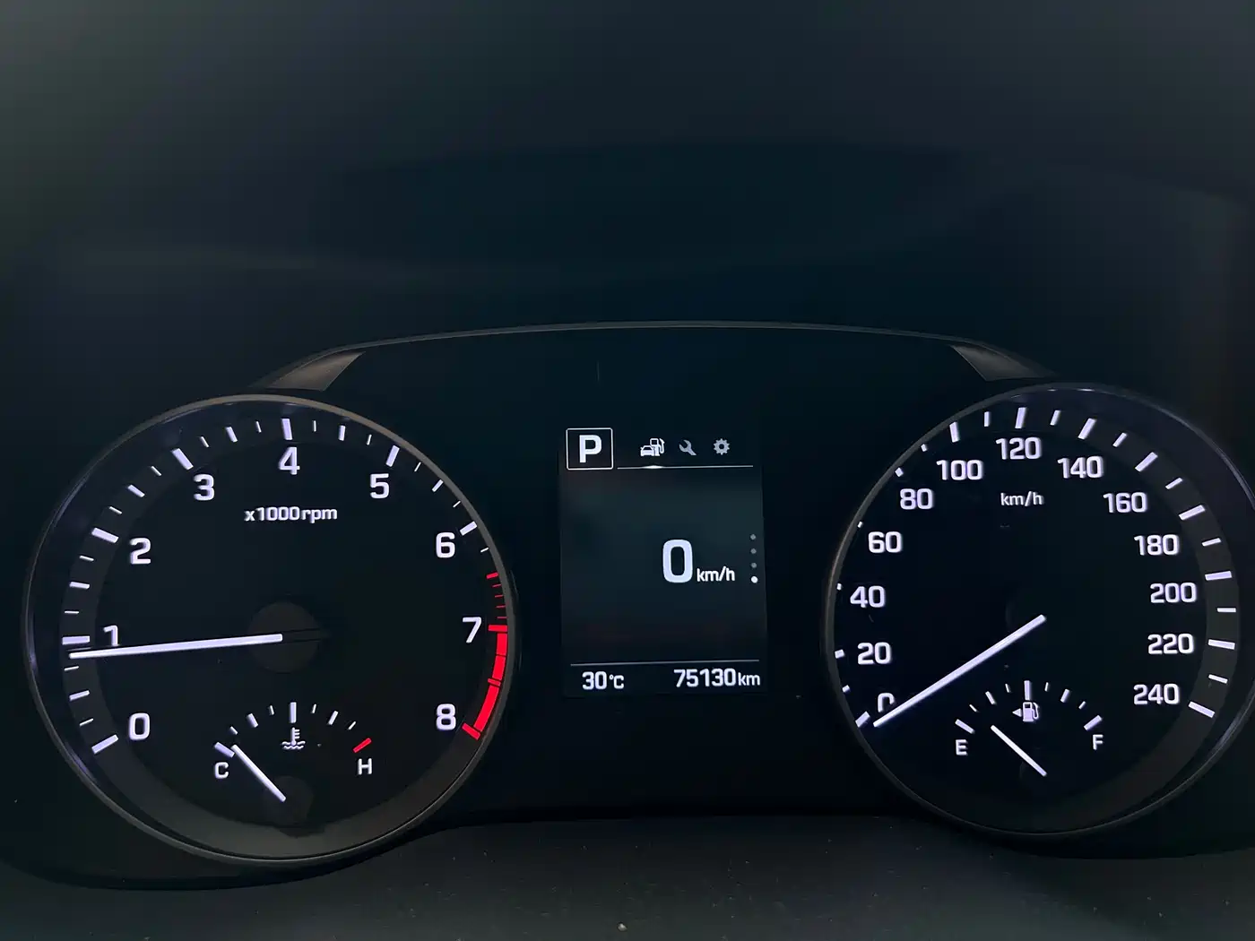 Hyundai Elantra 2016 Model 1.6L Automatic Smart Elite фото 7