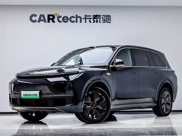 Li Auto Li Xiang L9 2025