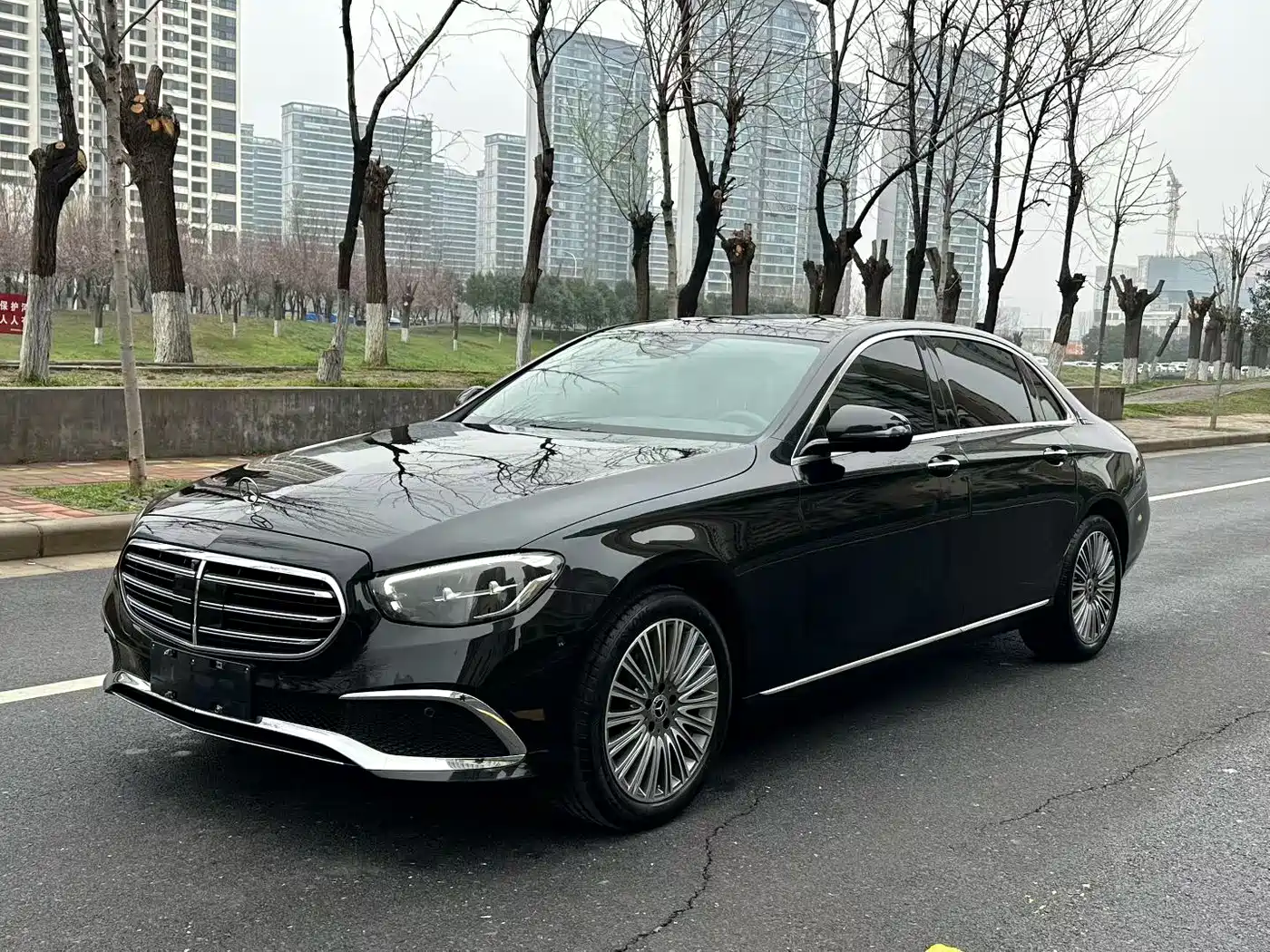  E CLASS