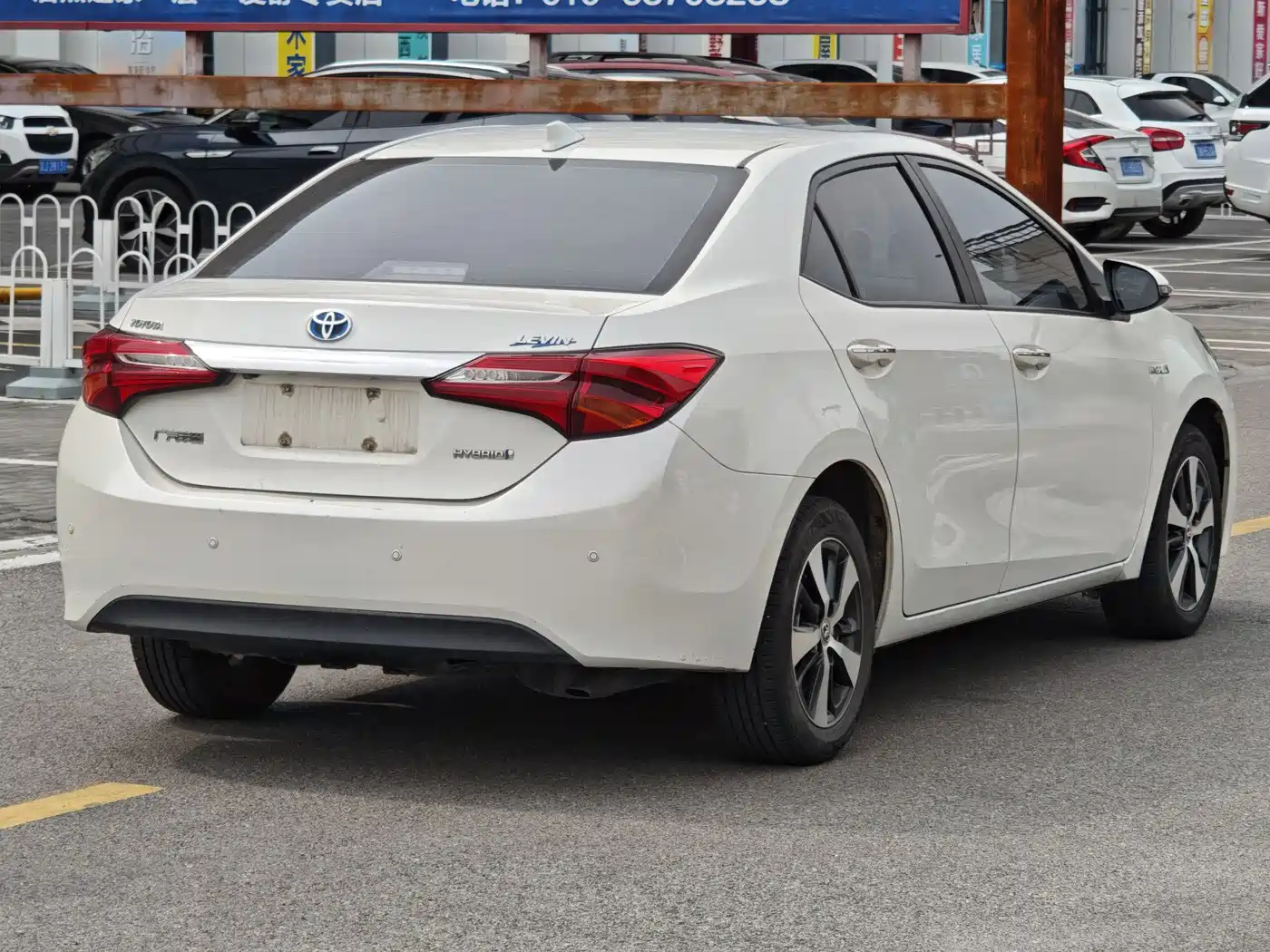 Toyota Levin 2016 Hybrid 1.8H GS-L E-CVT Leading фото 11