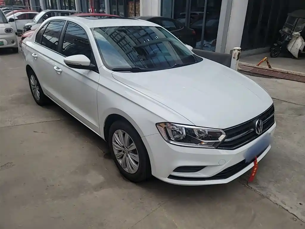 VOLKSWAGEN BORA