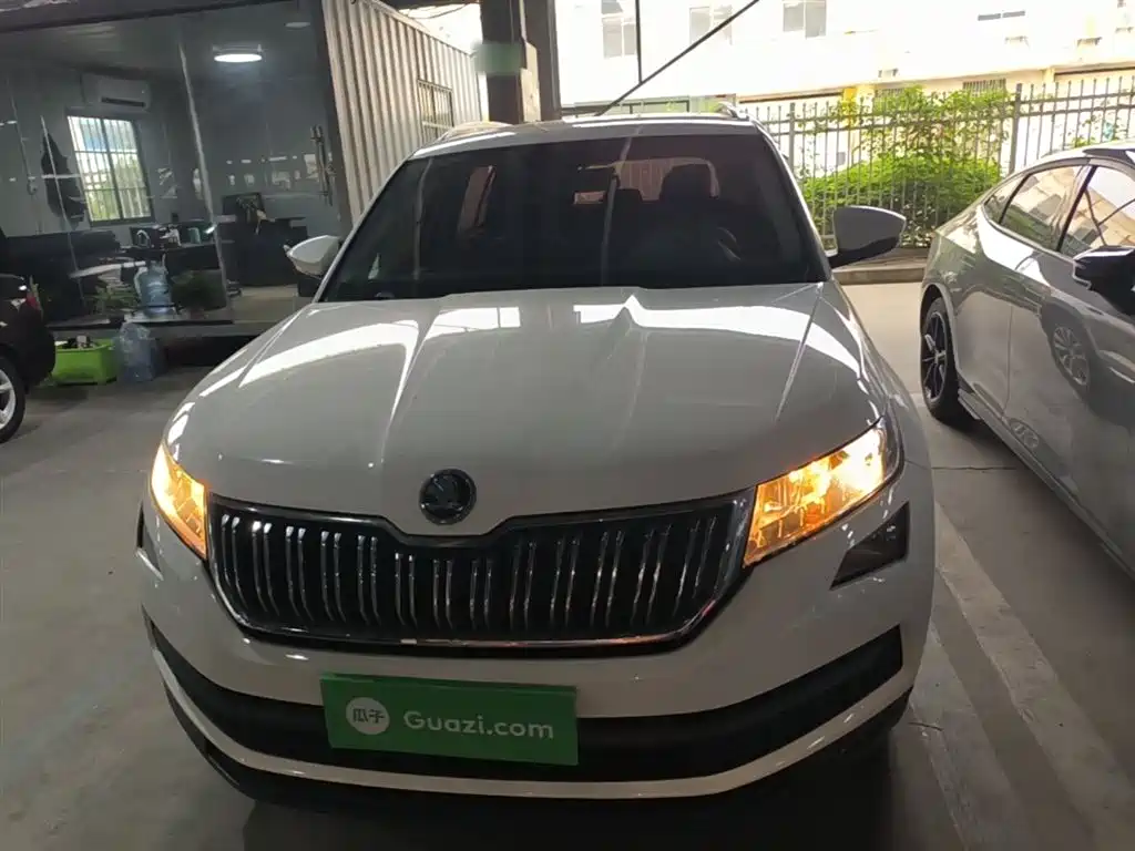 Škoda Kodiaq 2018 Facelift TSI330 5-seat 2WD Comfort Edition фото 3