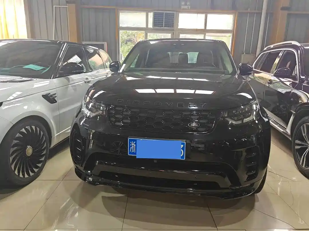 Land Rover Discovery 2017 3.0 SC V6 SE фото 2
