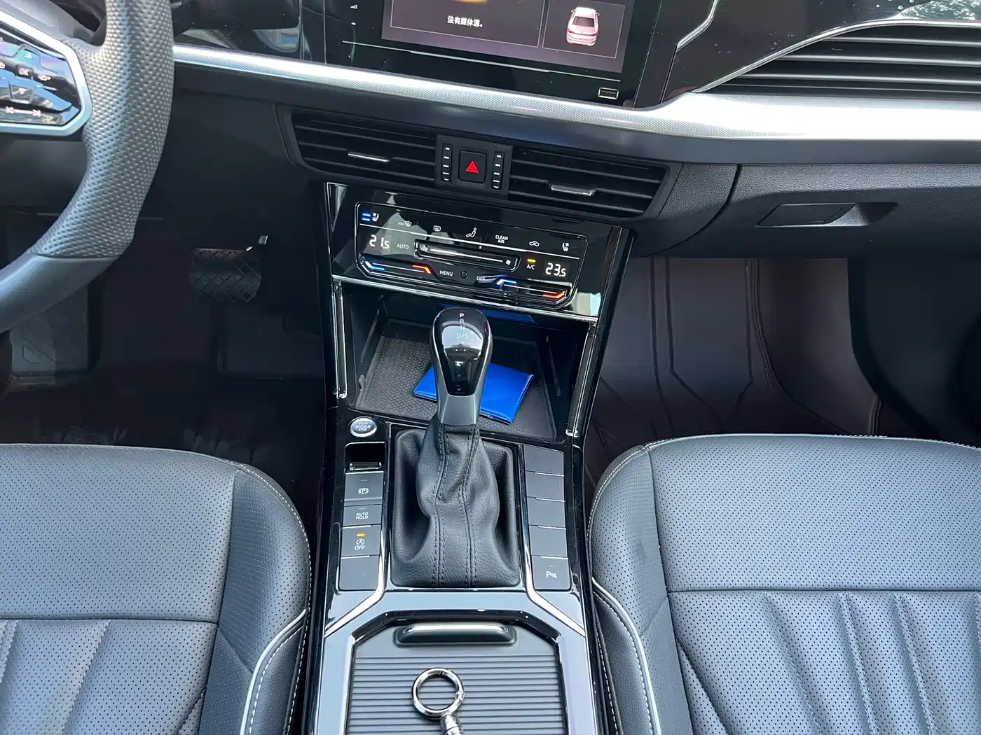 Volkswagen Passat 2024 330TSI Elite Edition фото 21