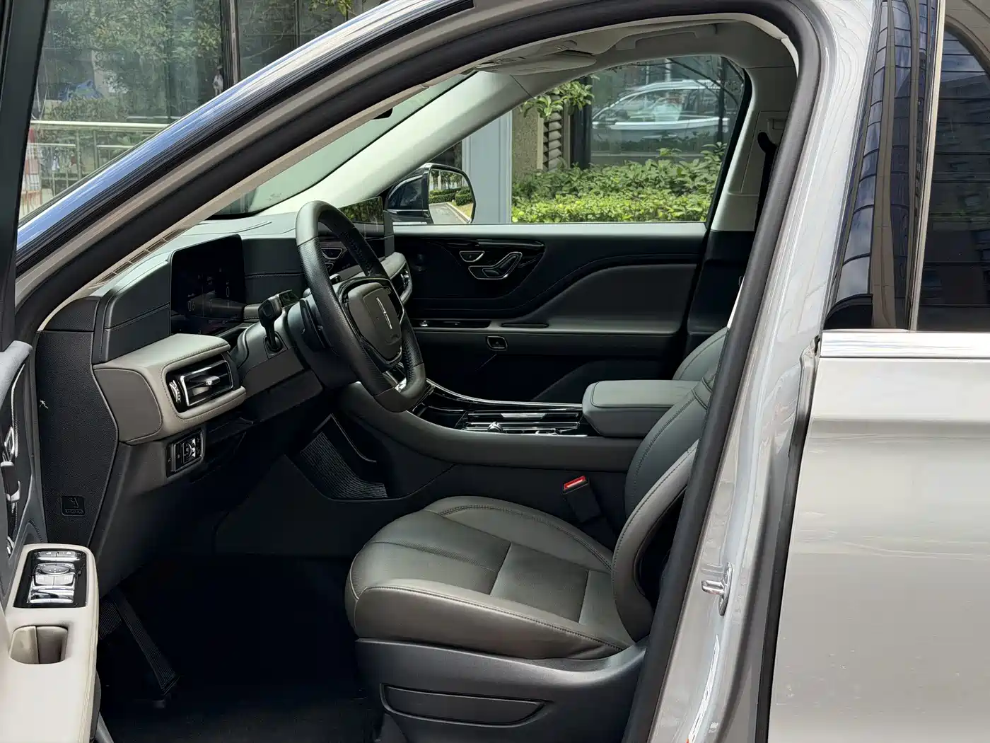 Lincoln Aviator 2025 2024 3.0T V6 AWD Elegance Edition 6-Seater