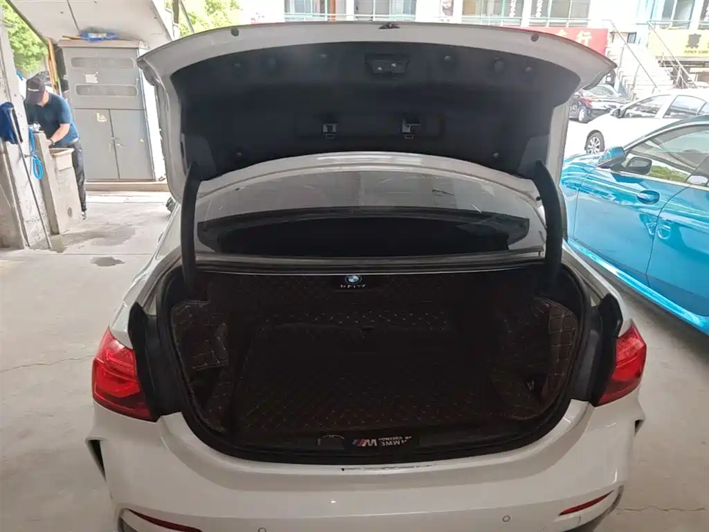 BMW 1 Series 2019 118i M Sport Package фото 19