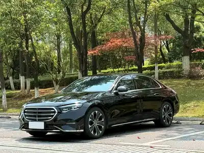 Mercedes-Benz E