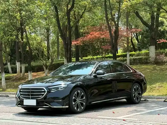 Mercedes-Benz E Рестайлинг, E 300 L, Люкс