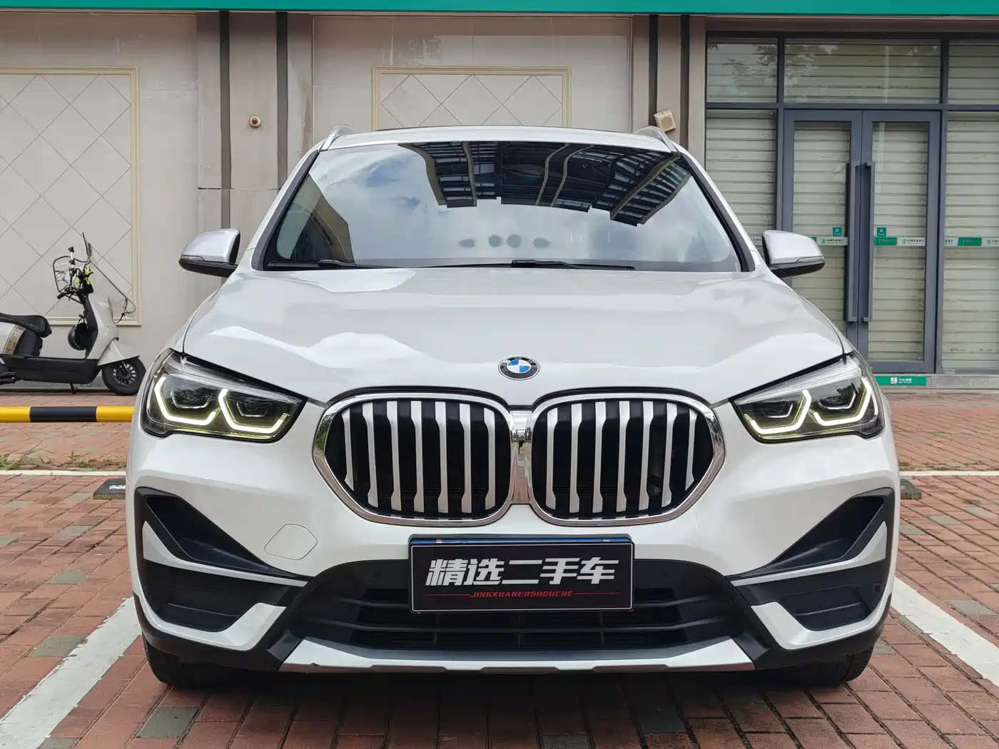 BMW X1 2021 sDrive20Li Exclusive фото 2