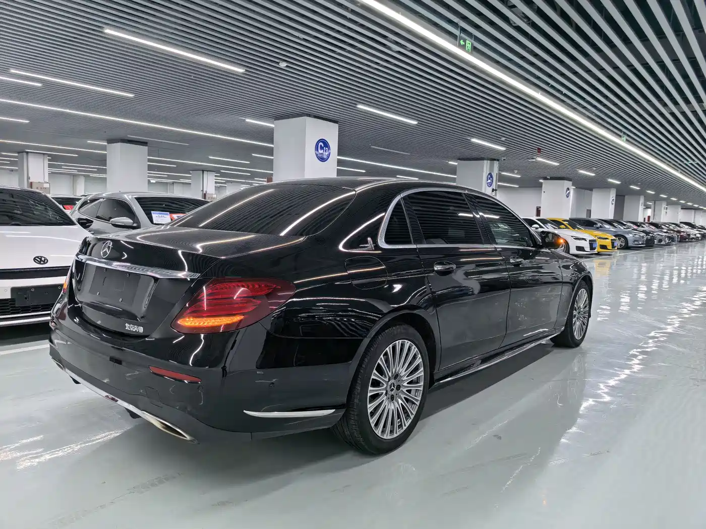 Mercedes-Benz E-Class 2020 E 300 L Sport Fashion Model фото 16