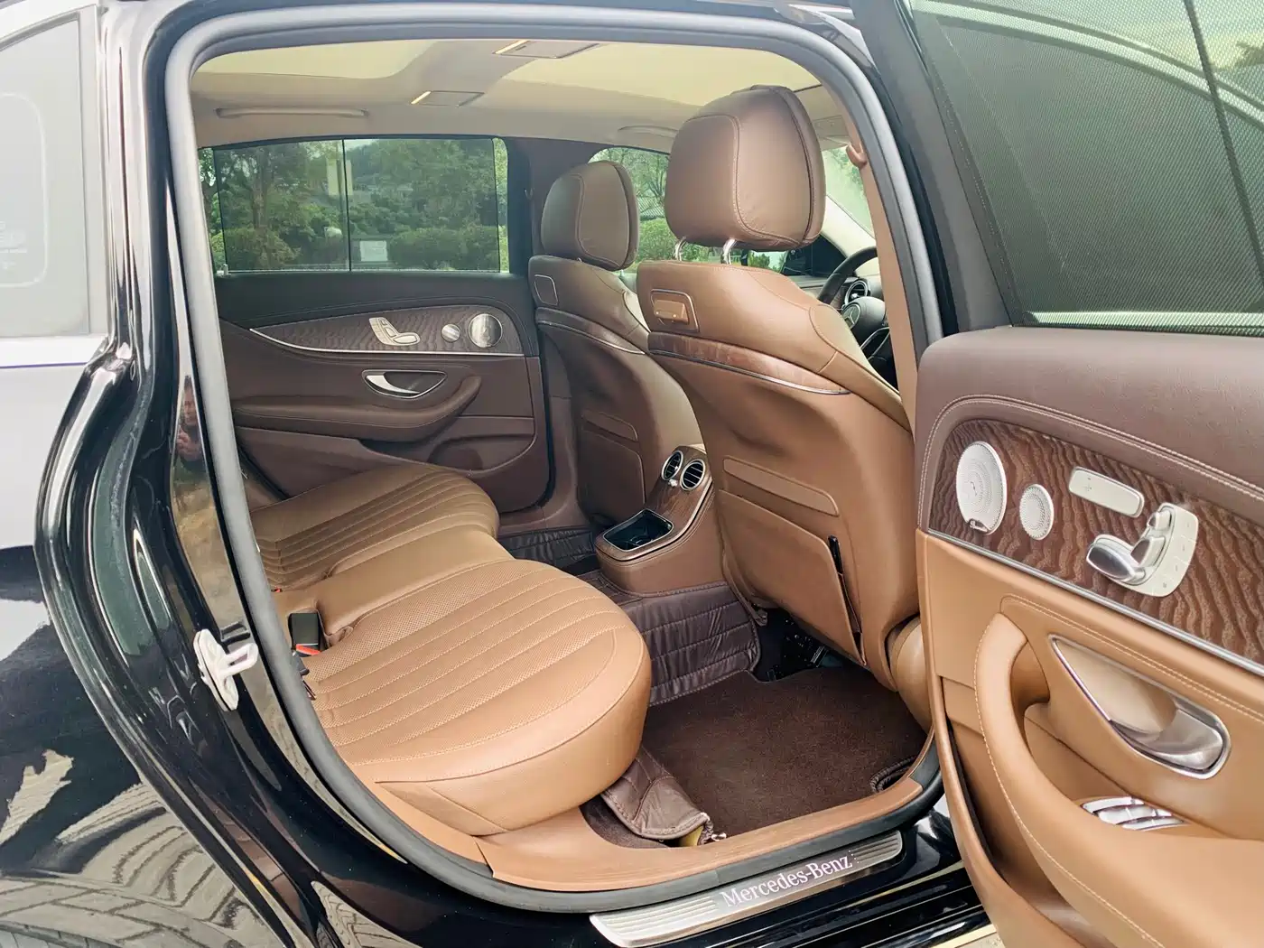 Mercedes-Benz E-Class 2021 Facelift E 300 L Premium фото 9