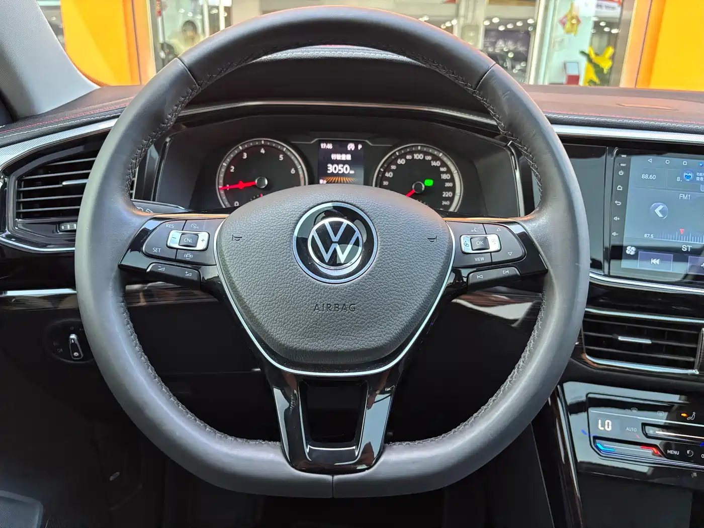 Volkswagen Tayron 2020 330TSI 2WD Luxury Smart Edition фото 17