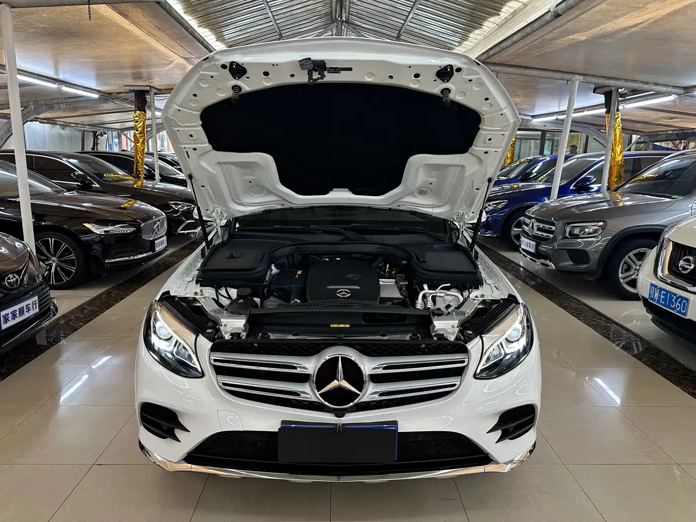 Mercedes-Benz GLC 2019 GLC 260 4MATIC Dynamic фото 14