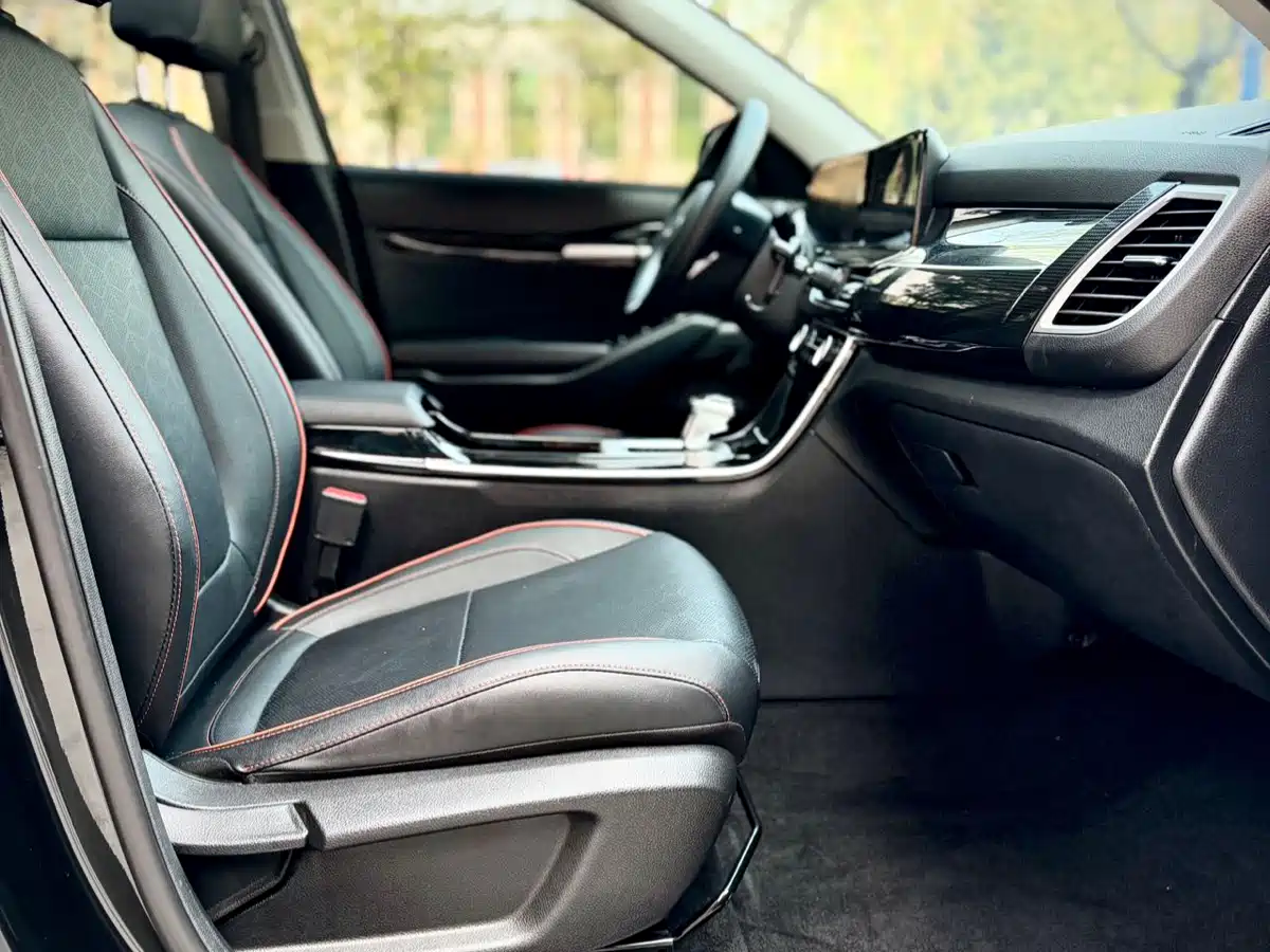 Kia Seltos 2023 1.5L CVT Luxury Edition фото 13