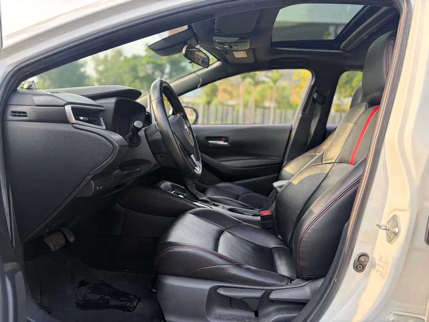 Toyota Levin 2021 185T CVT Luxury Edition фото 3