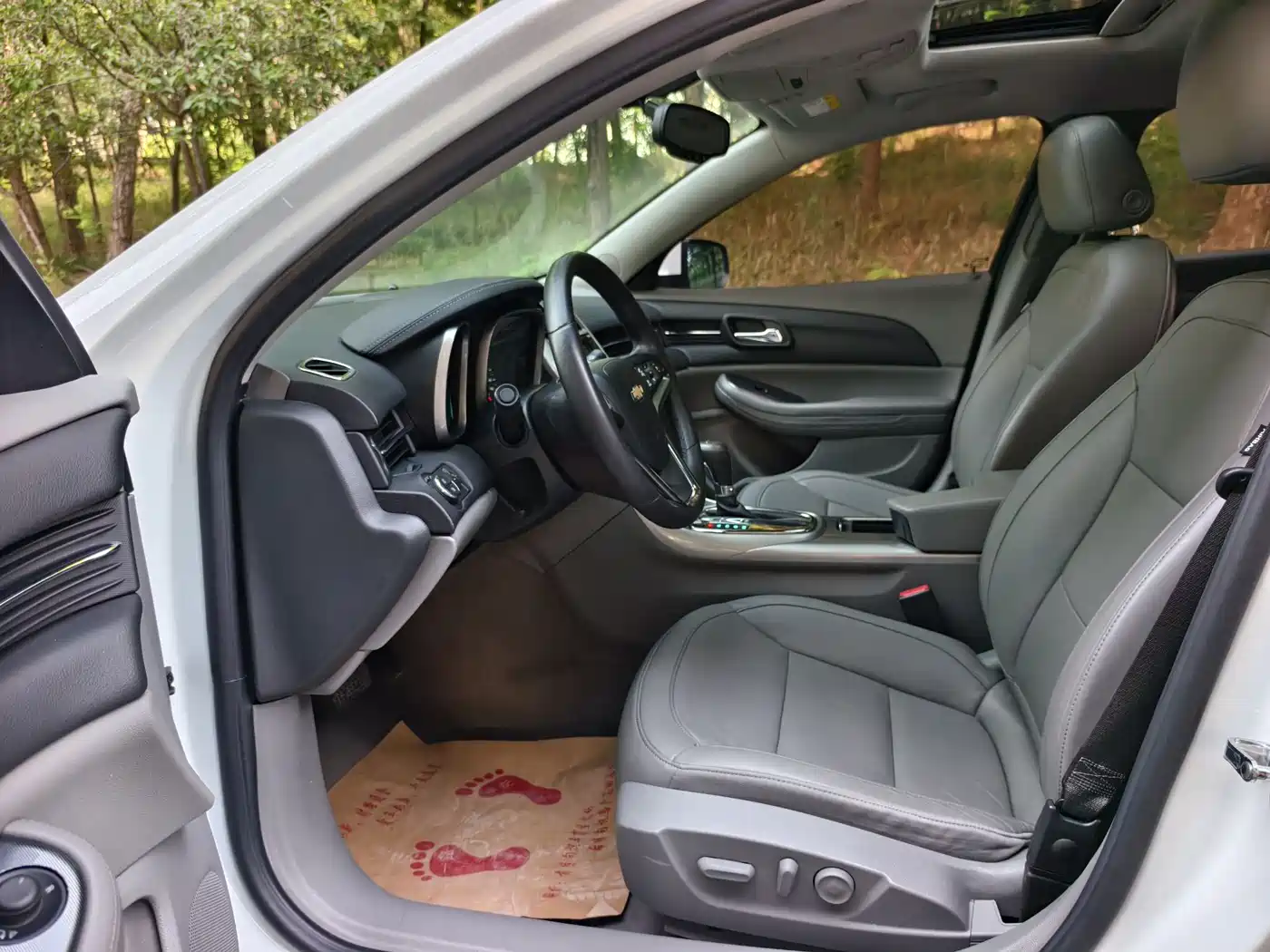 Chevrolet Malibu 2014 2.0L Automatic Luxury фото 6