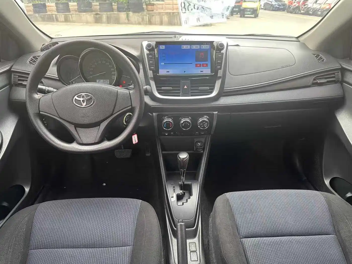 Toyota YARiS L Zhi Xuan 2016 Facelift 1.5E CVT Charming Edition фото 15