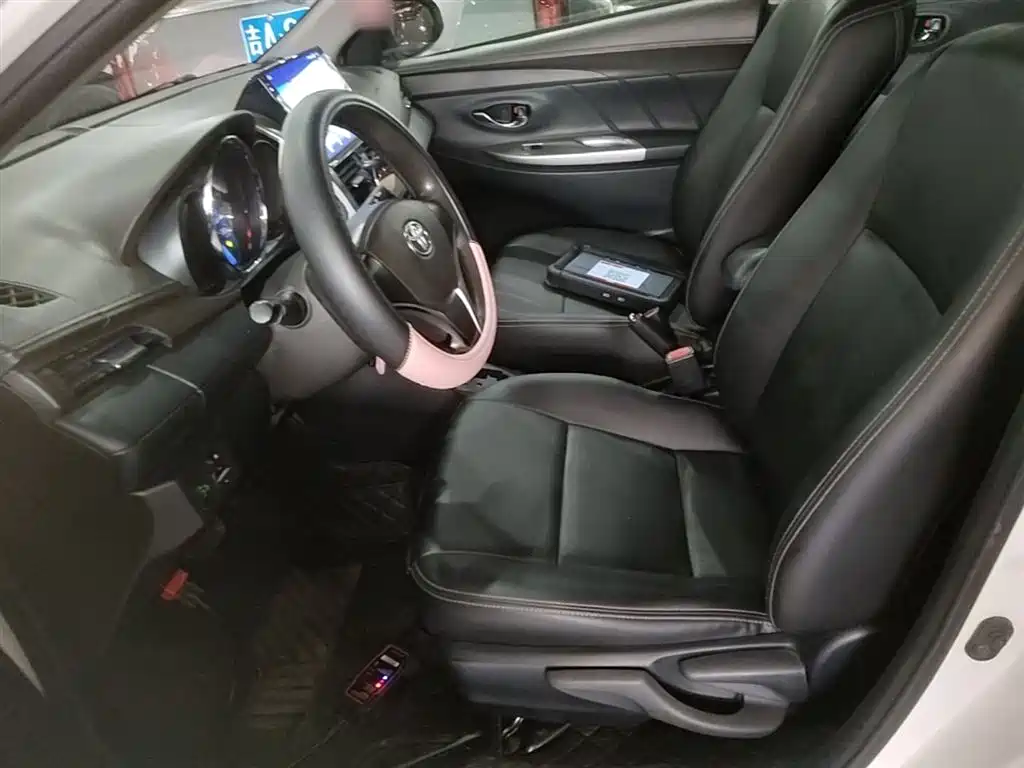 Toyota YARiS L Zhi Xuan 2015 1.5E Auto Charming Edition фото 15