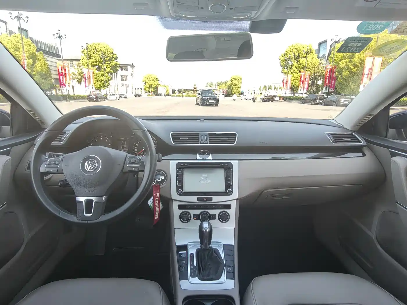 Volkswagen Magotan 2013 1.8TSI Luxury фото 14
