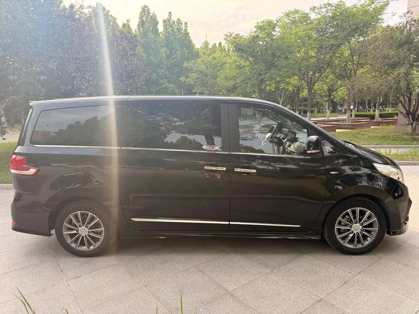SAIC Maxus Maxus G10 2018 PLUS 2.0T Automatic Luxury Executive Edition фото 9