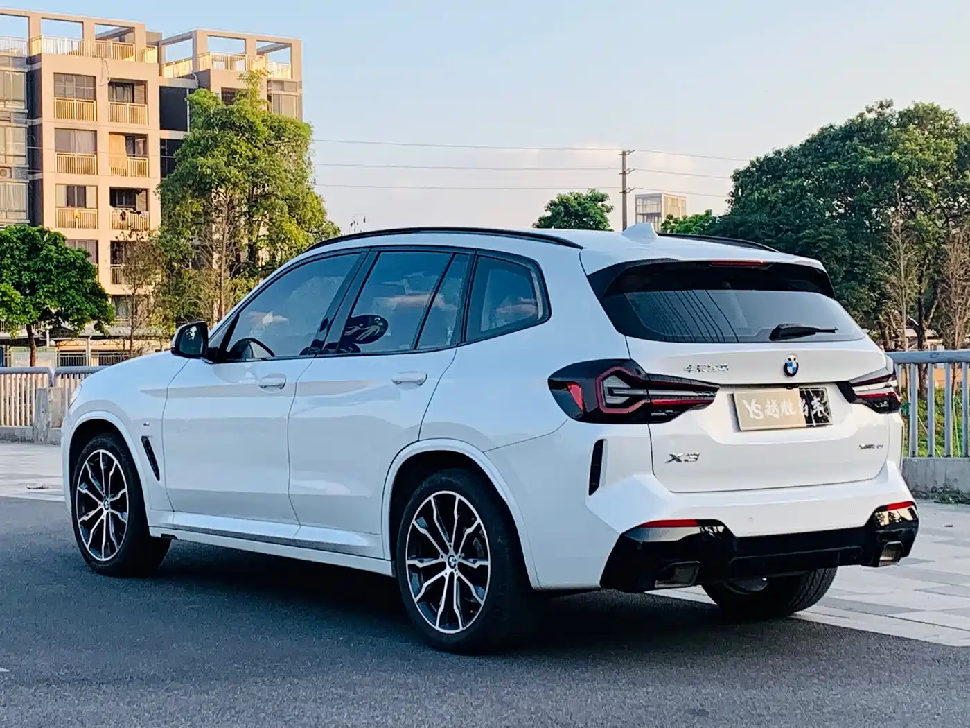 BMW X3 2022 xDrive30i Leading M Night Package фото 3