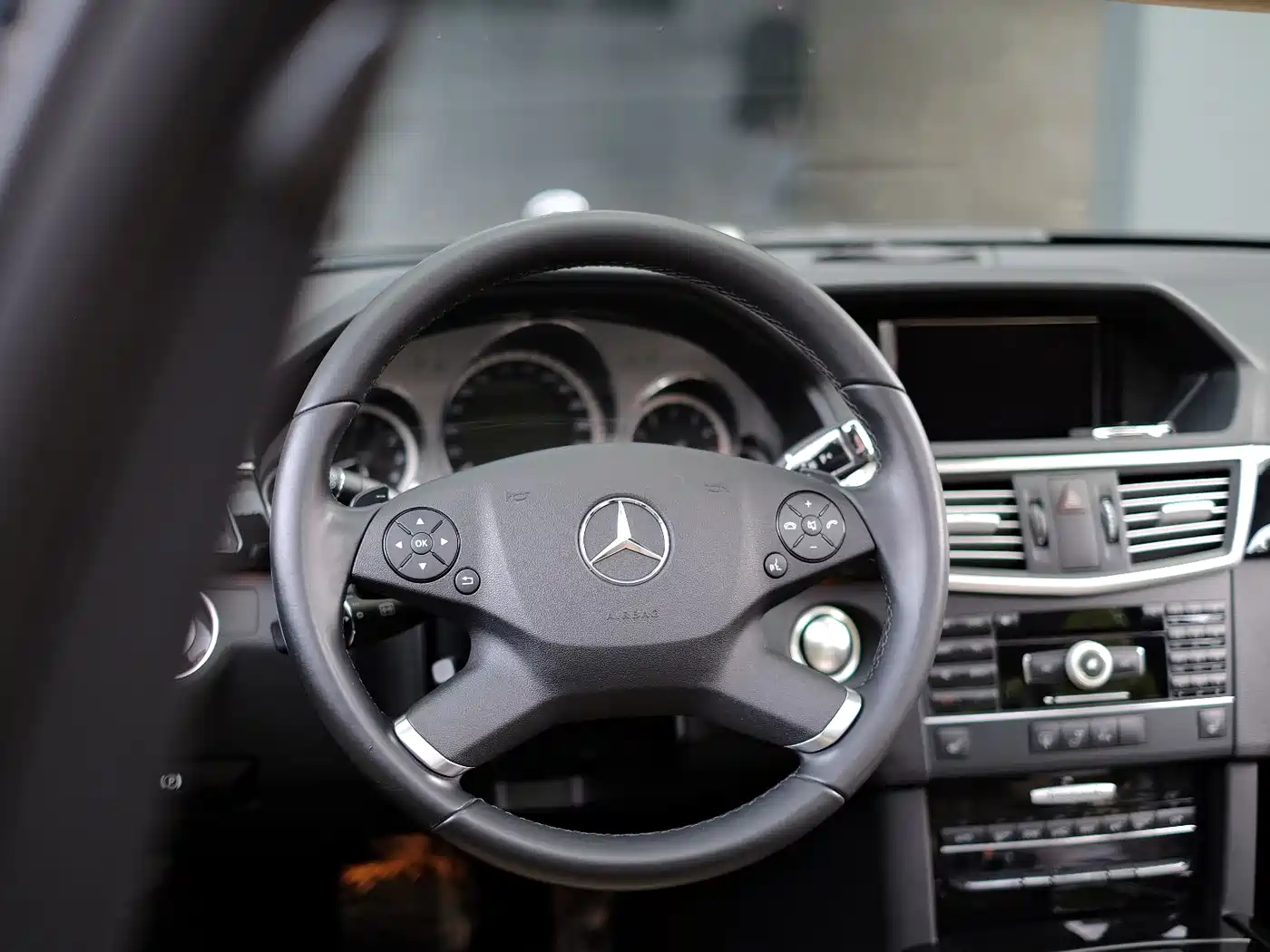 Mercedes-Benz E-Class 2011 E 300 L Fashion Premium фото 43