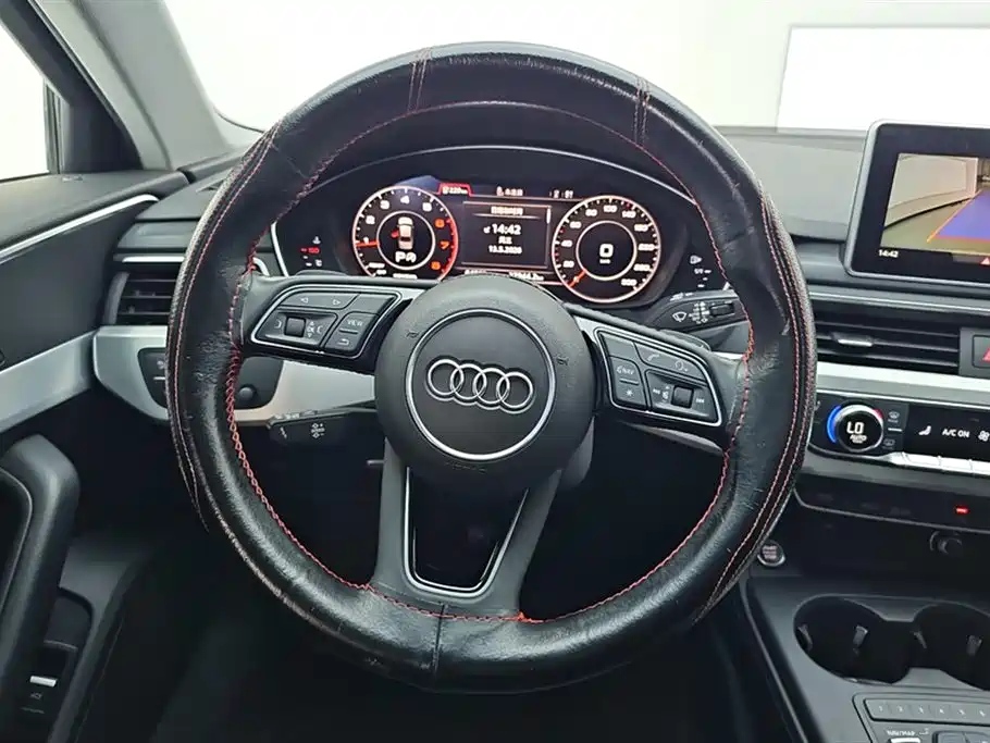 Audi A4L 2018 30th Anniversary 40 TFSI Fashion фото 15
