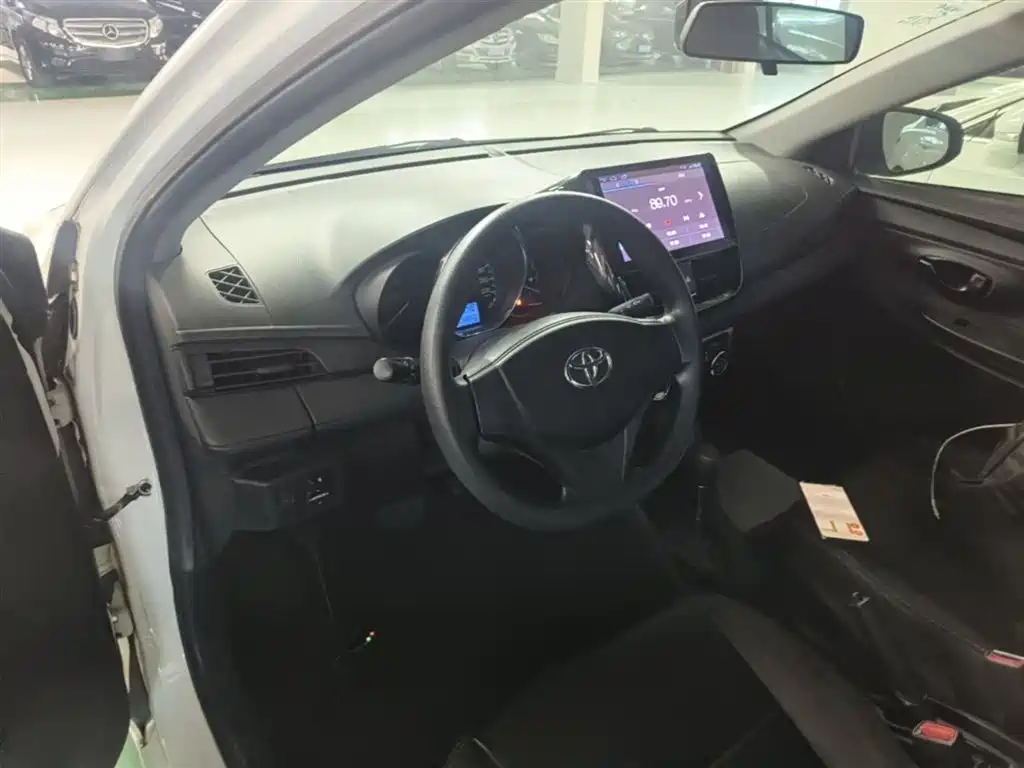 Toyota Vios 2017 1.5L CVT Pioneer фото 10